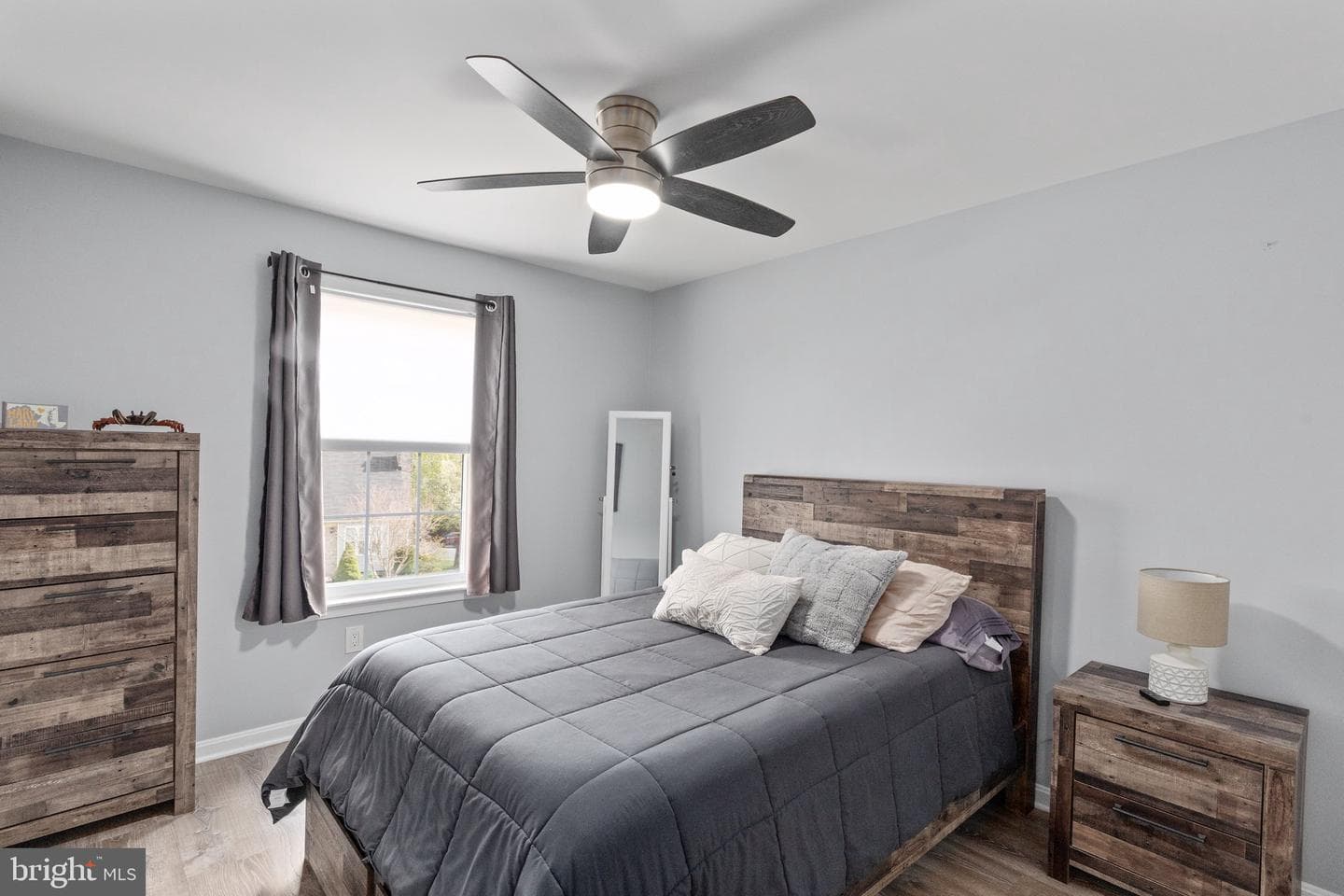 502 Hanna Way photo 18