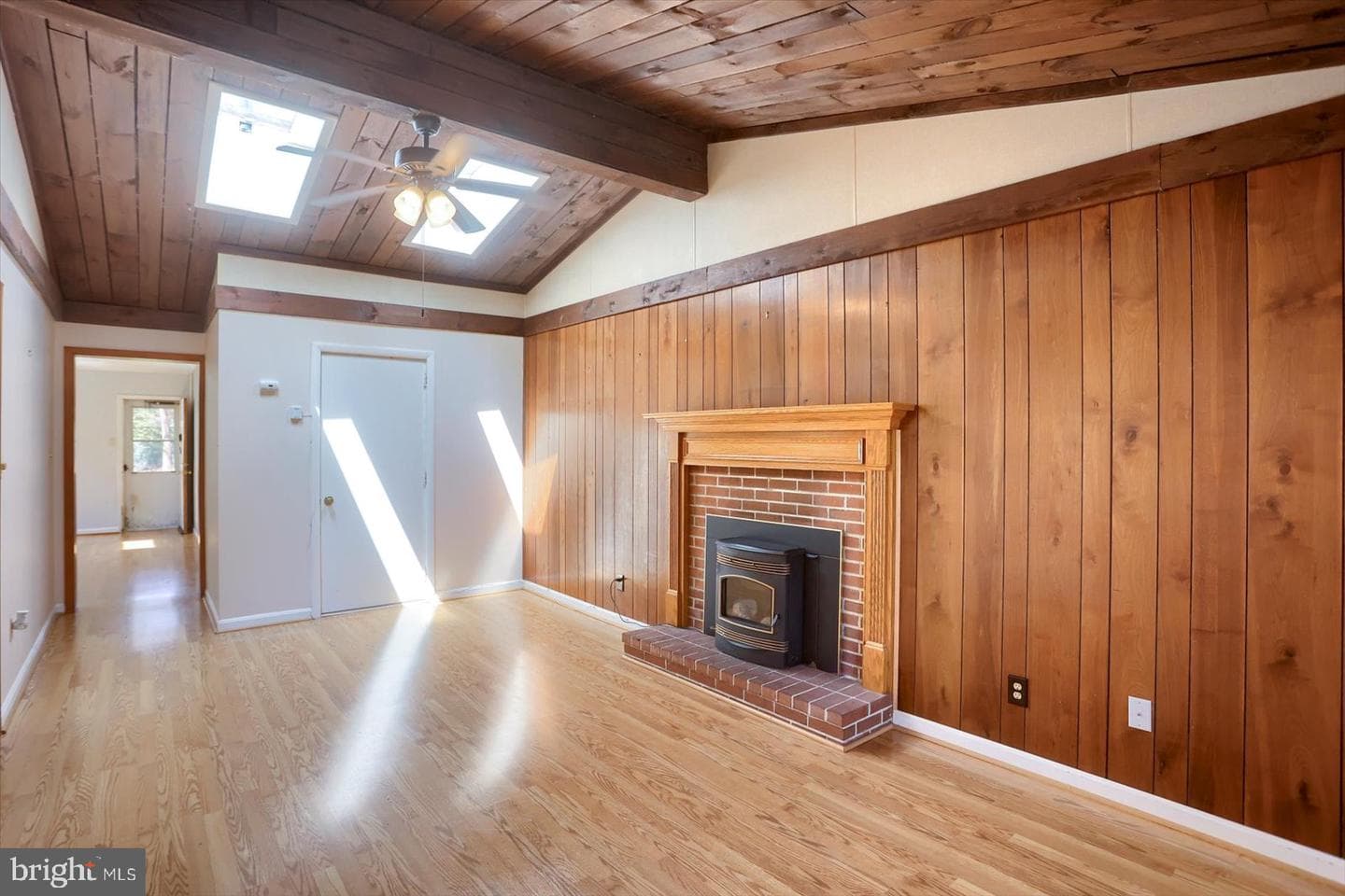 118 W Belcrest Road photo 19