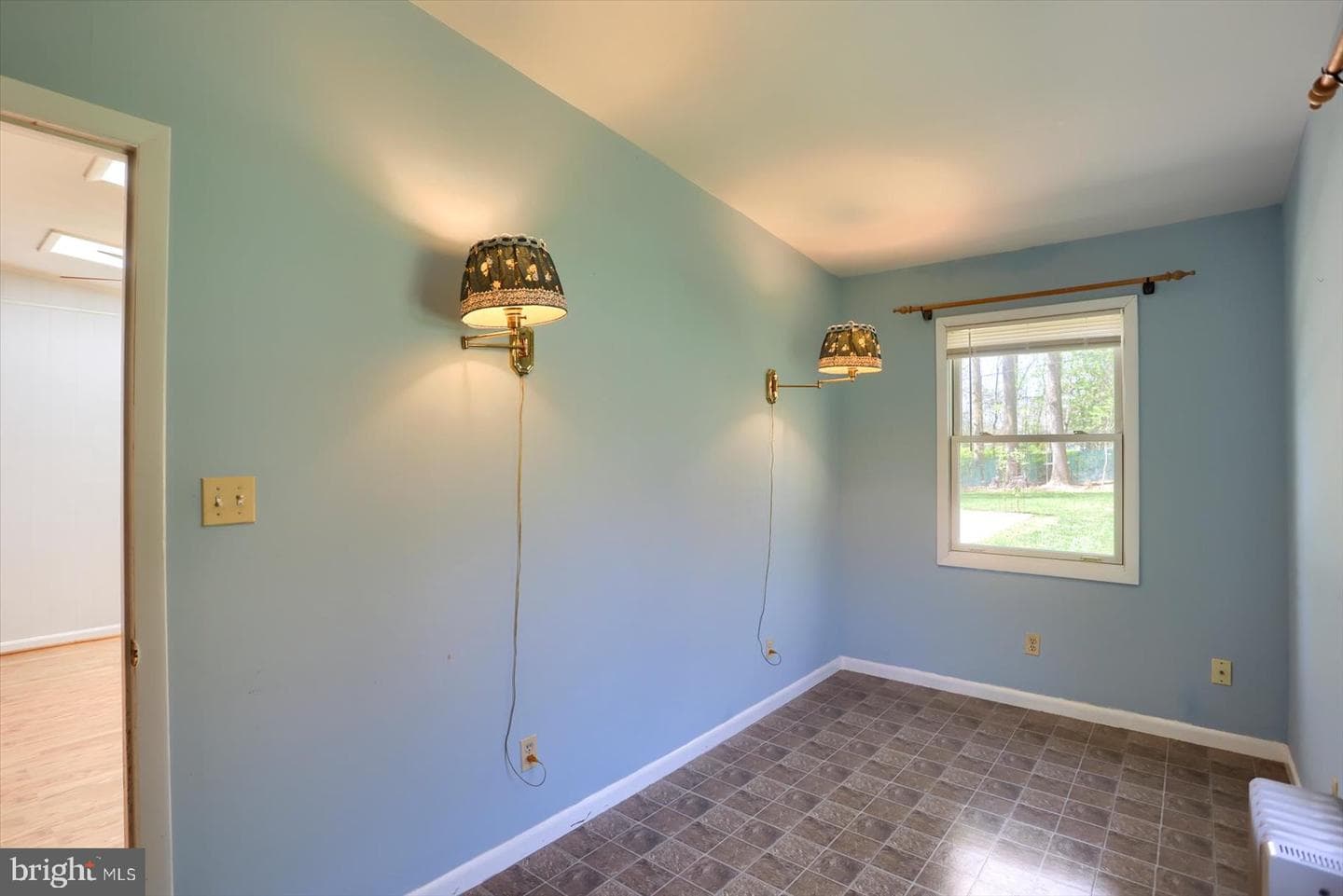 118 W Belcrest Road photo 24