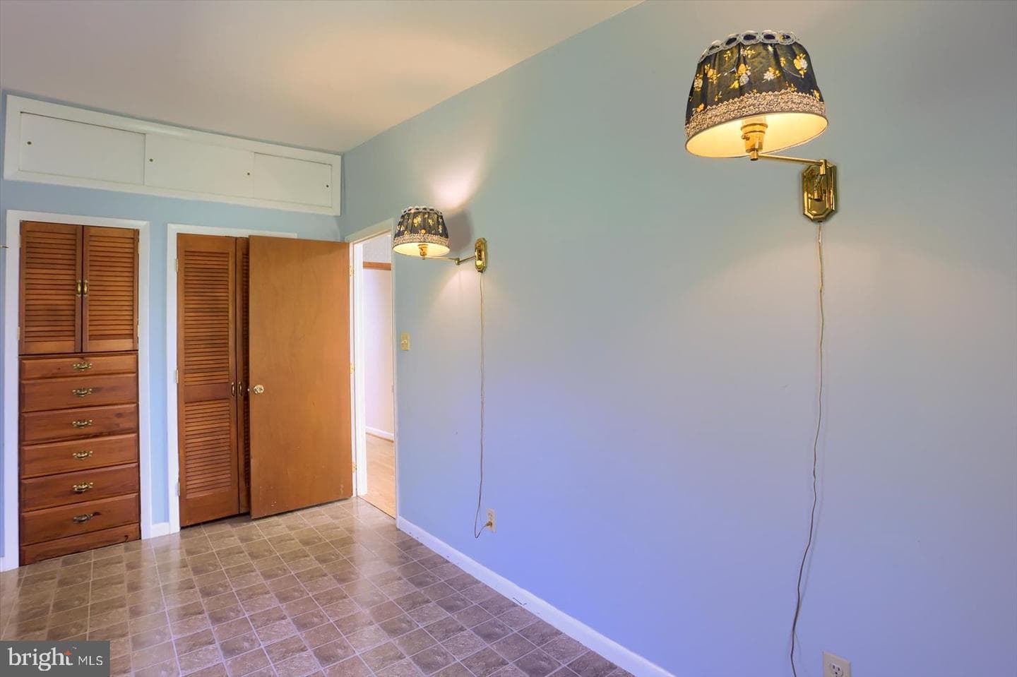 118 W Belcrest Road photo 25