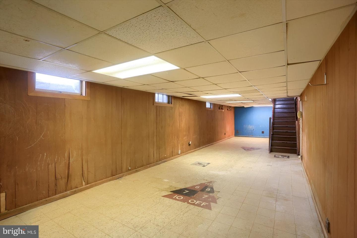 118 W Belcrest Road photo 35