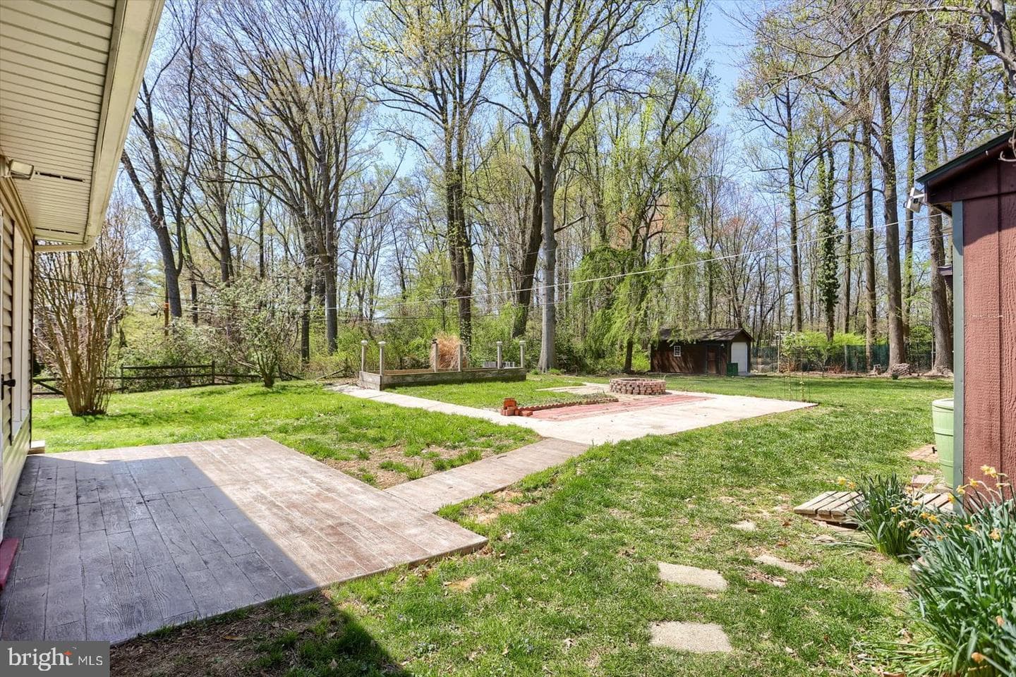 118 W Belcrest Road photo 39