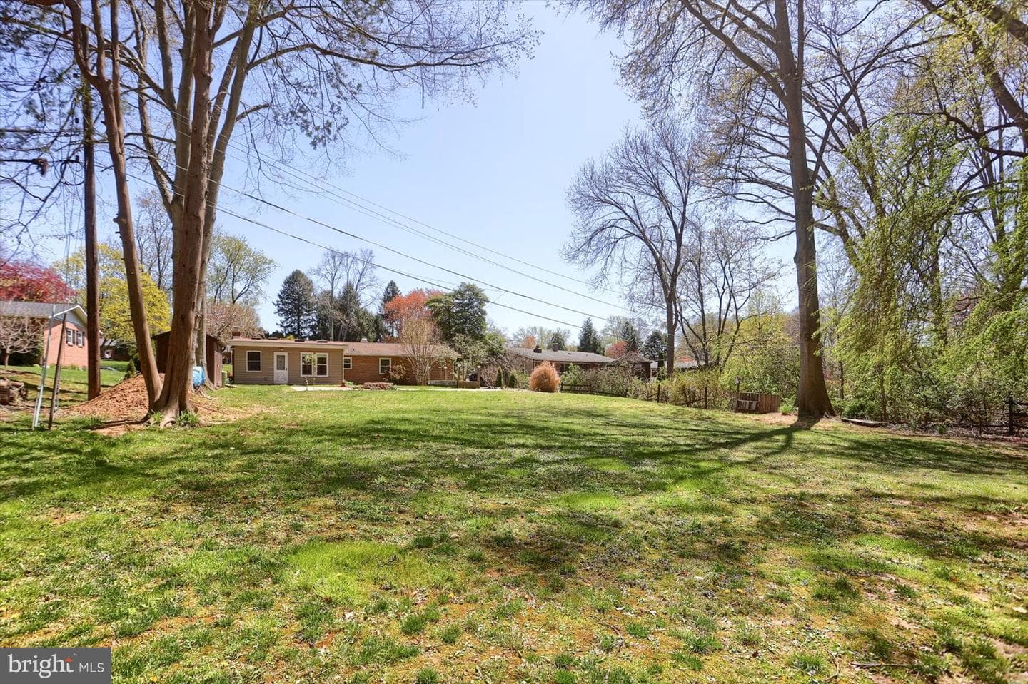 118 W Belcrest Road photo 43