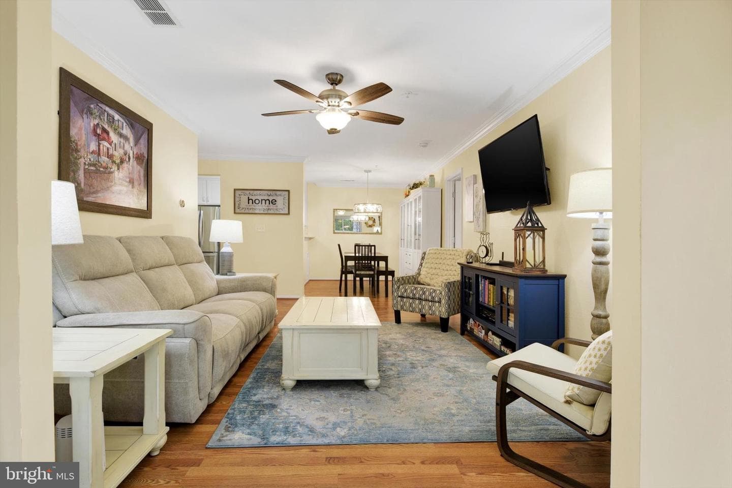 206 Chaucer Lane #206-L photo 3