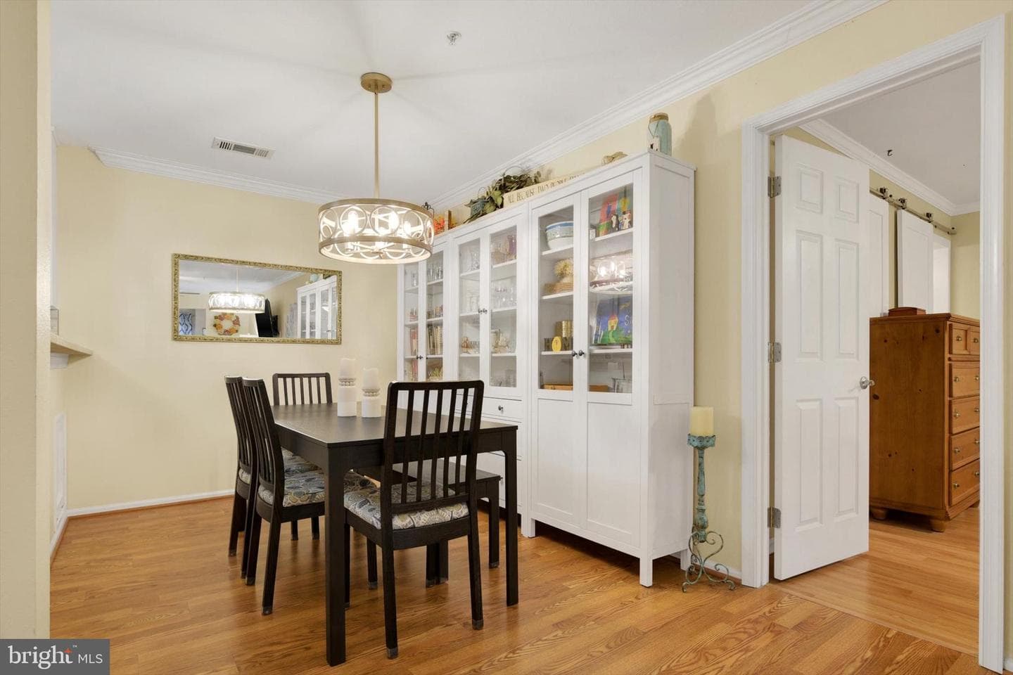 206 Chaucer Lane #206-L photo 8