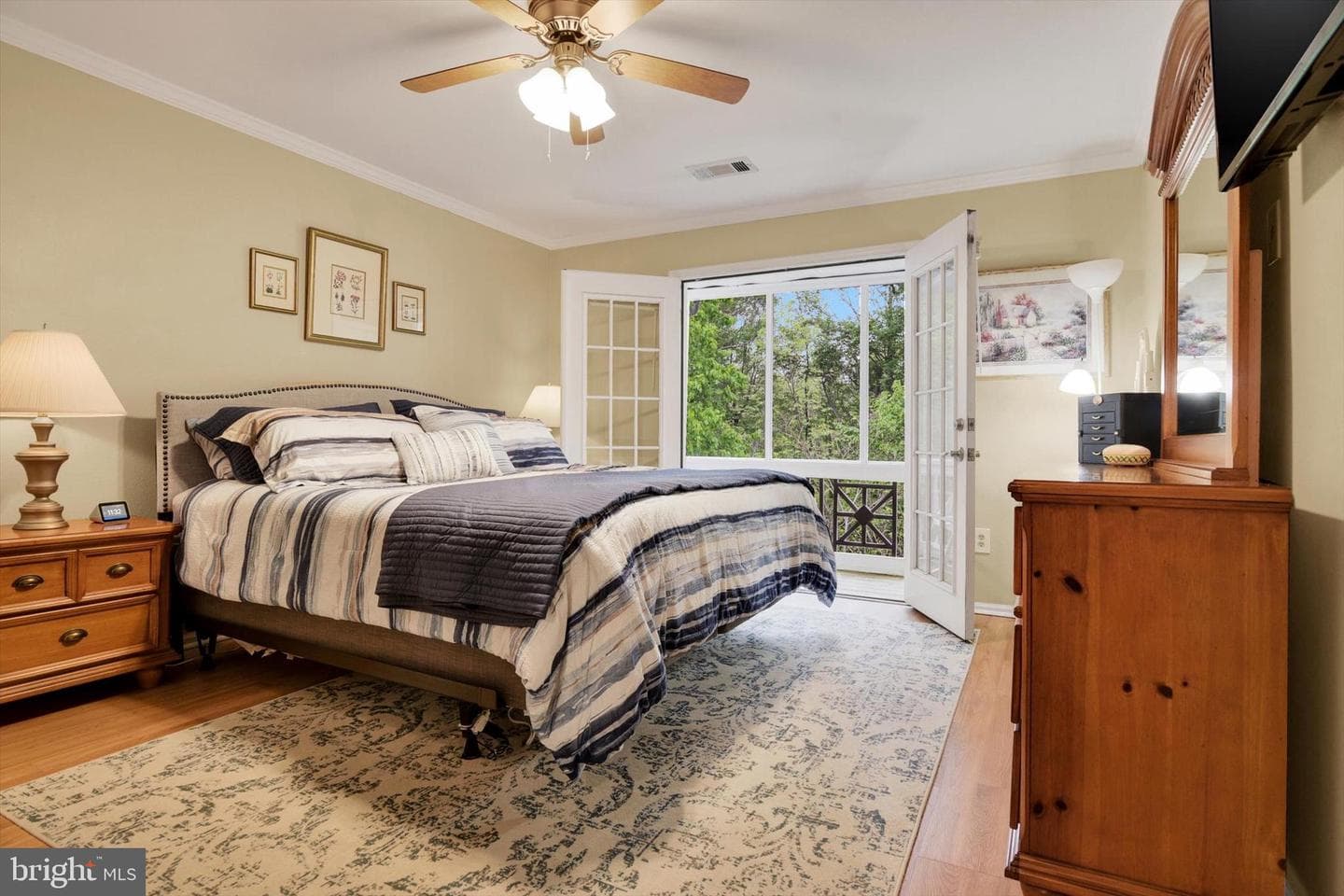 206 Chaucer Lane #206-L photo 9