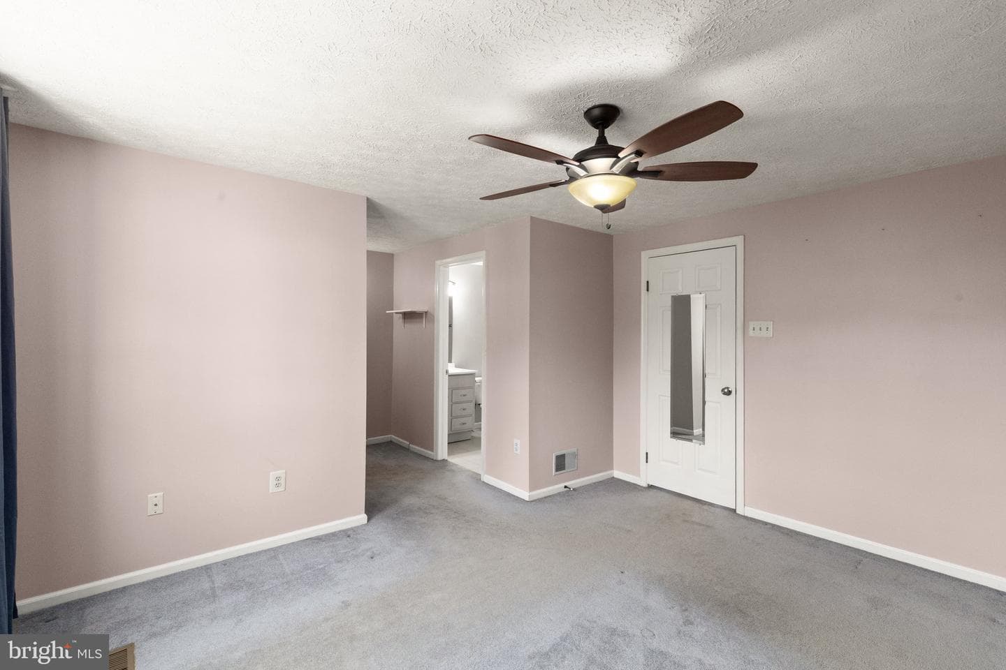 133 Laurel Woods Court photo 14