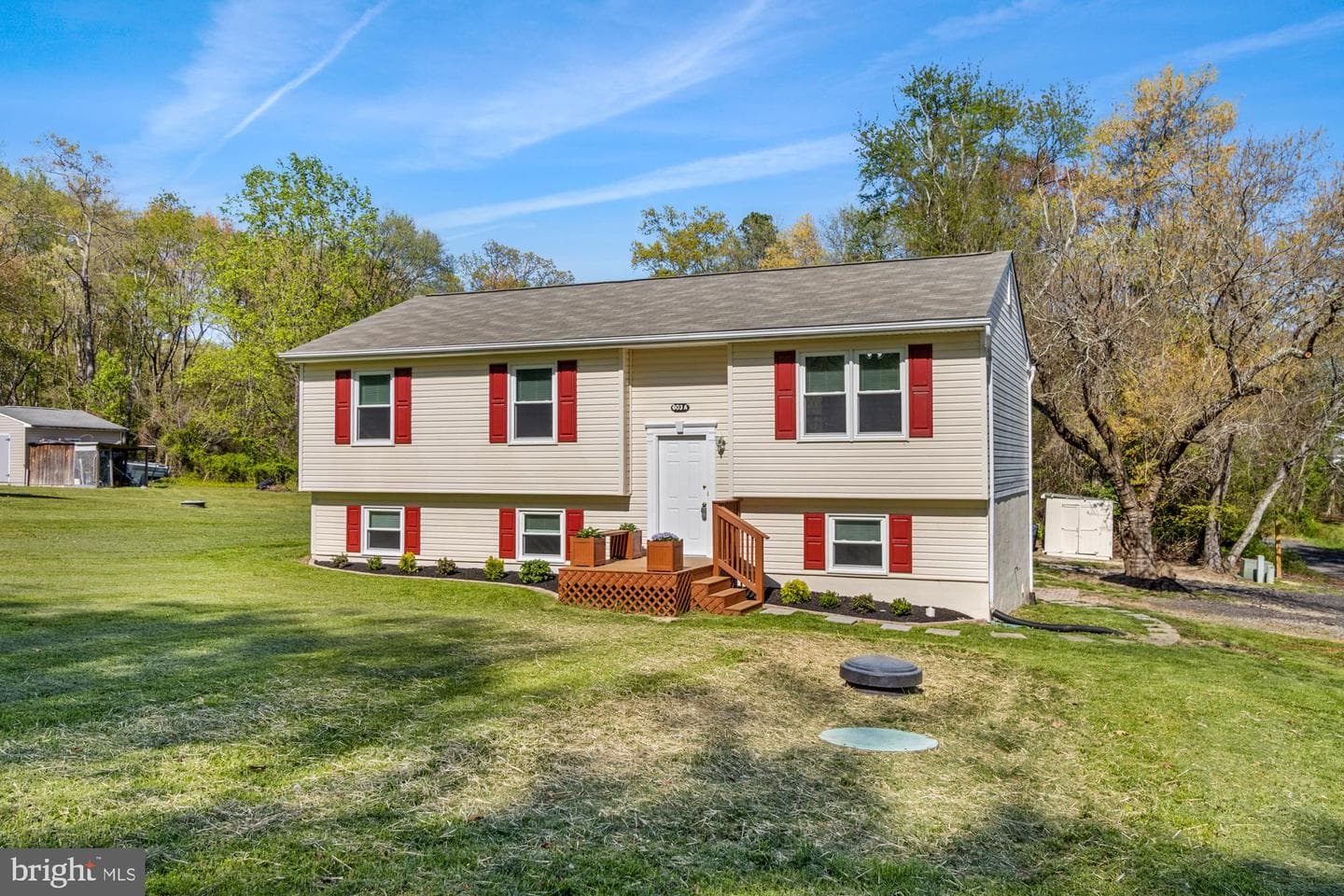603 Dembytown Road photo 2