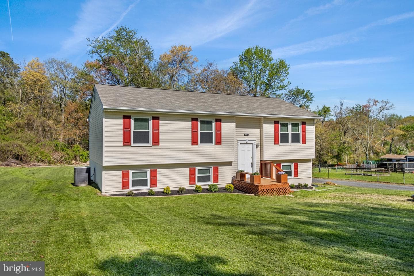 603 Dembytown Road photo 3