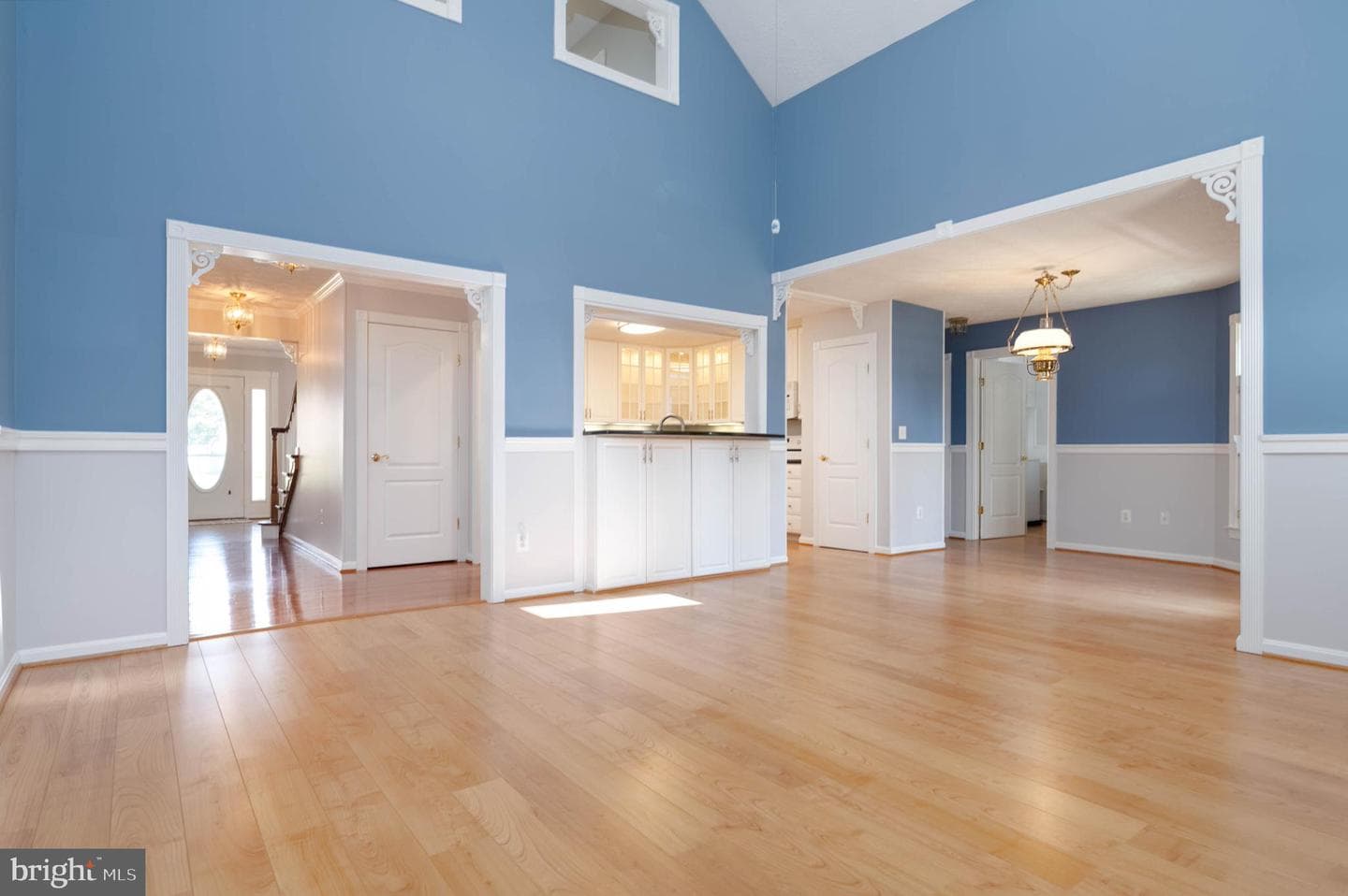 729 Rosecroft Court photo 27