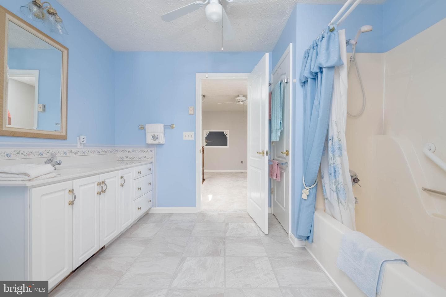729 Rosecroft Court photo 44