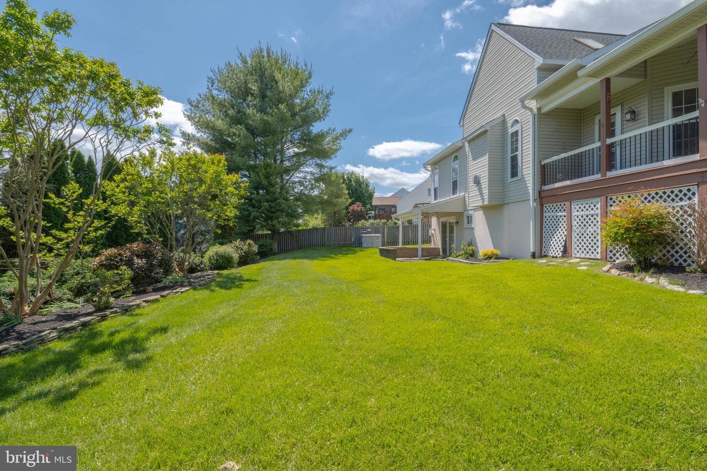 729 Rosecroft Court photo 65