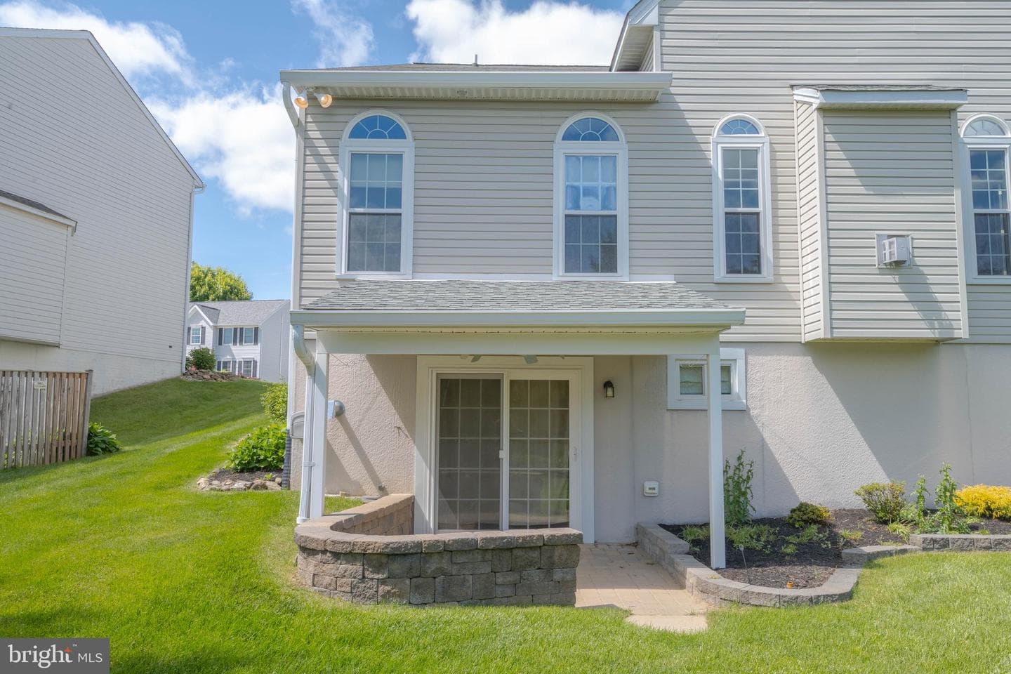 729 Rosecroft Court photo 68