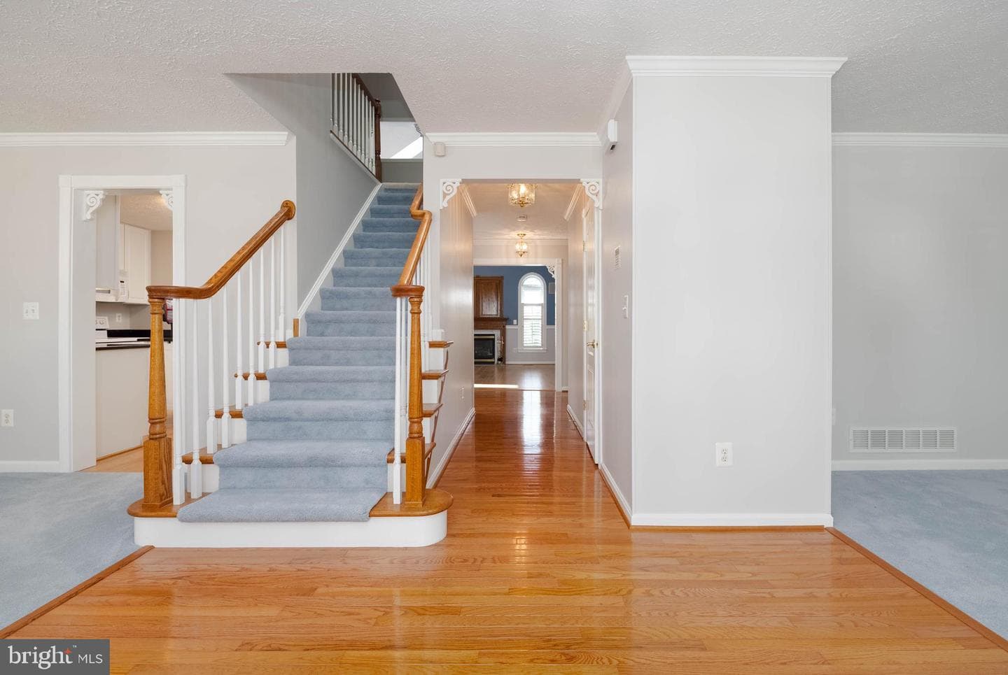 729 Rosecroft Court photo 7