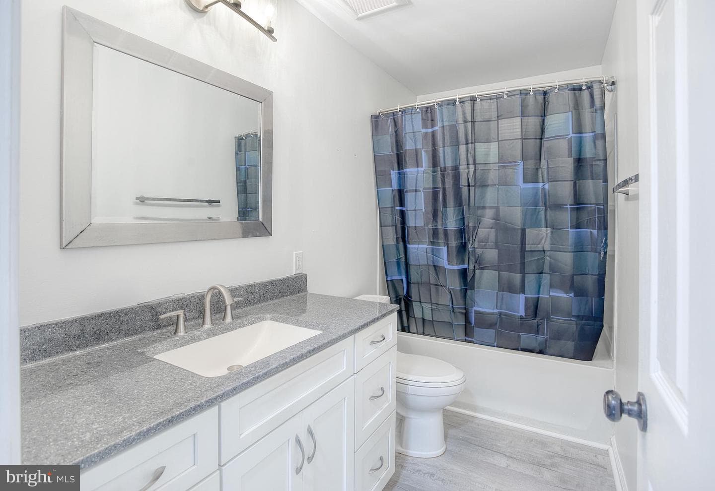 210 Mallard Court photo 14
