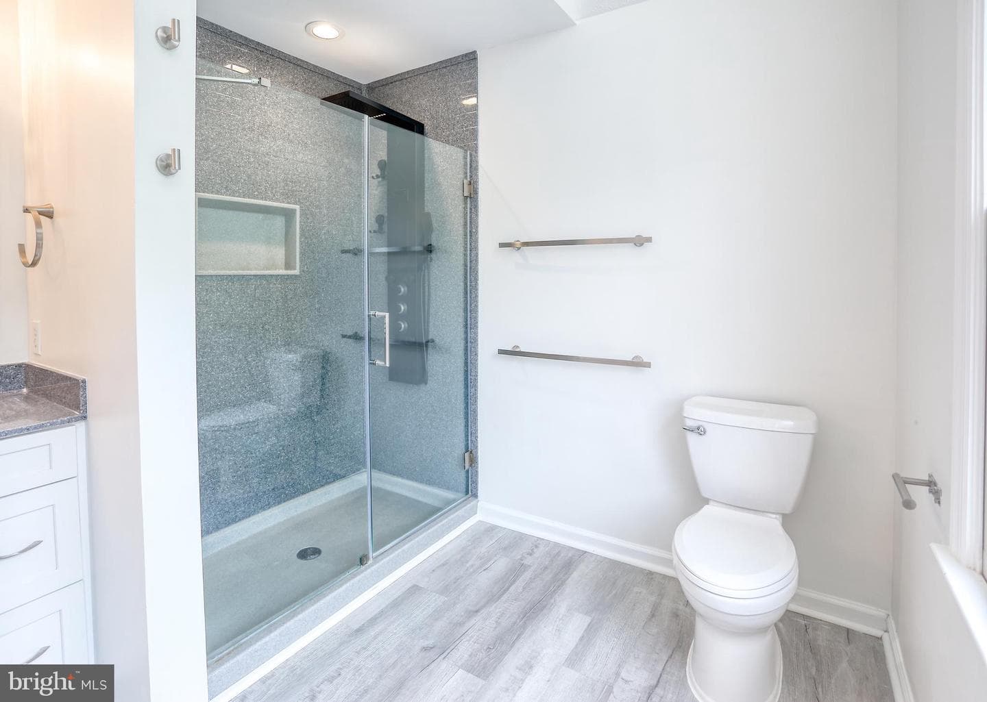 210 Mallard Court photo 8