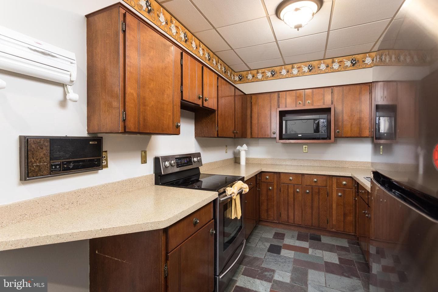 1738 Shanwick Road photo 17