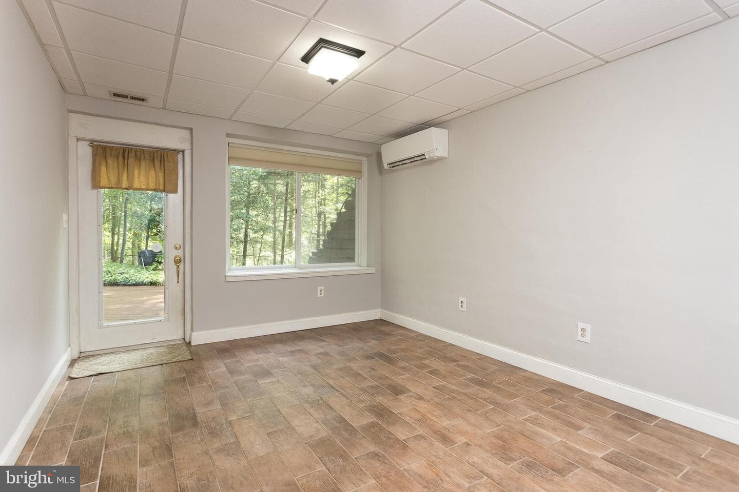 1738 Shanwick Road photo 24