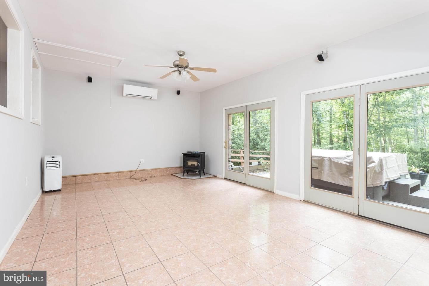 1738 Shanwick Road photo 6