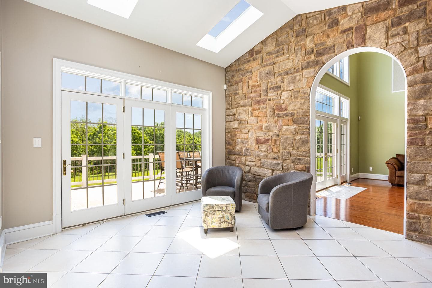 2780 Harford Road photo 10