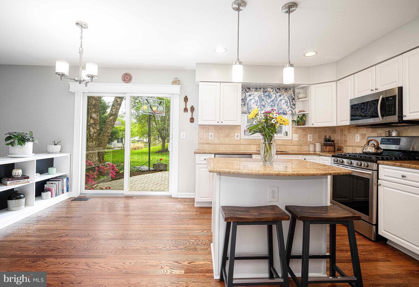 311 Cherry Tree Court photo 10