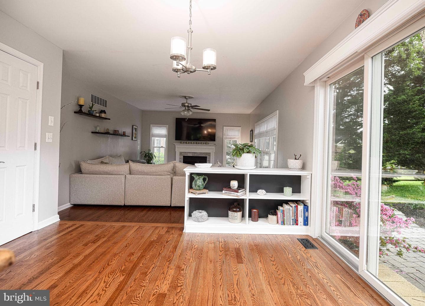 311 Cherry Tree Court photo 12