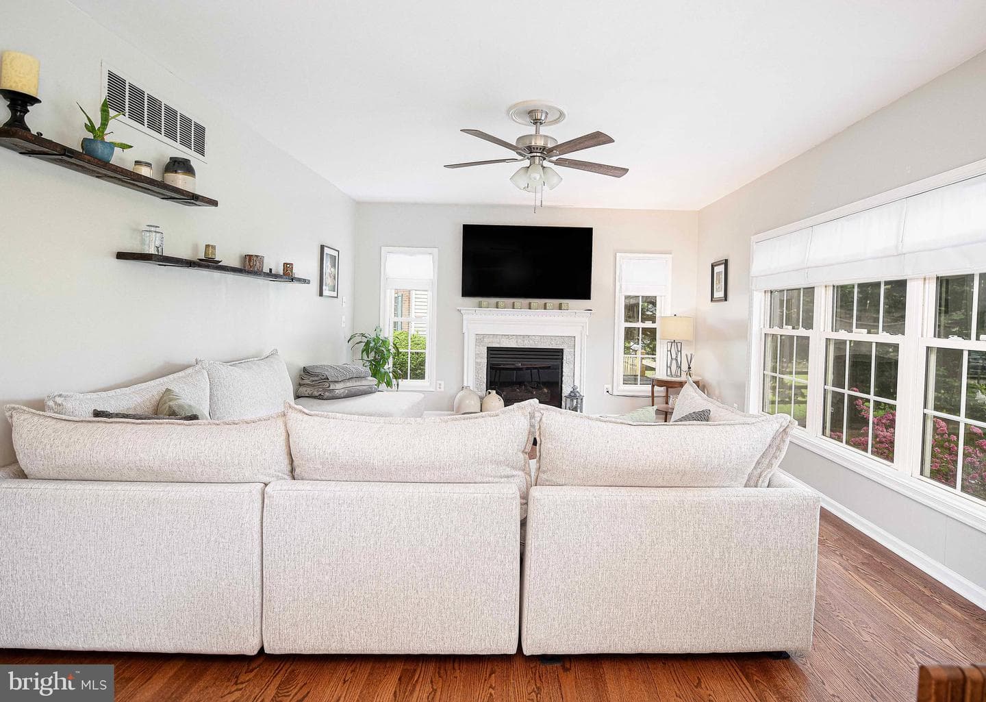 311 Cherry Tree Court photo 13