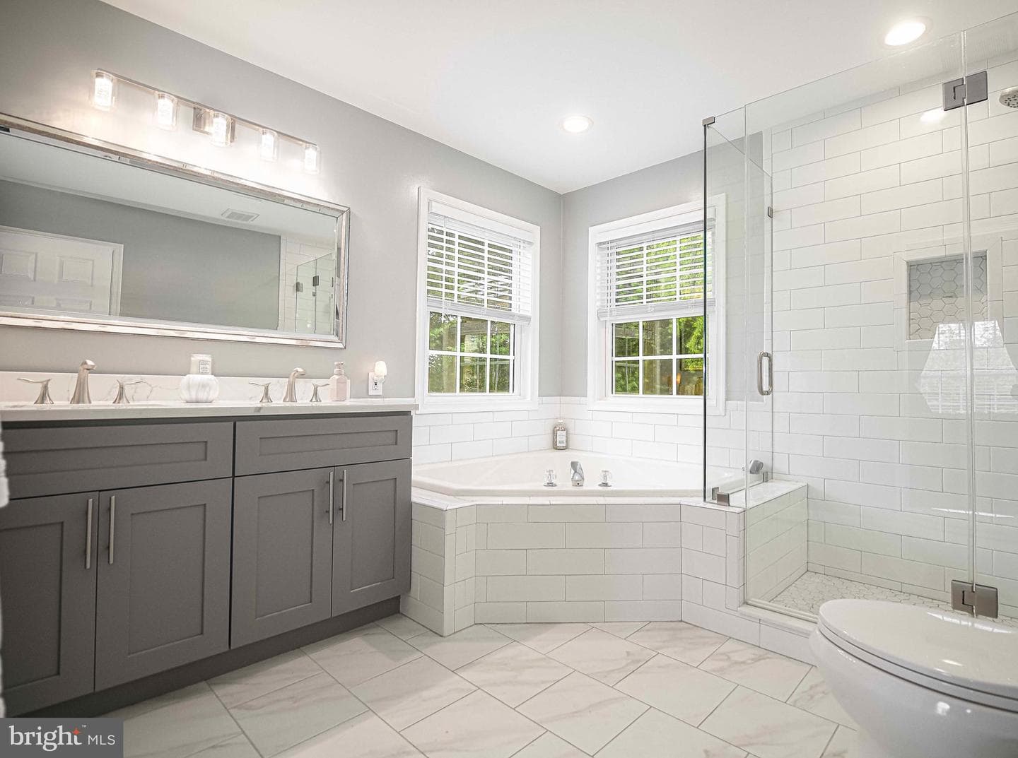 311 Cherry Tree Court photo 22