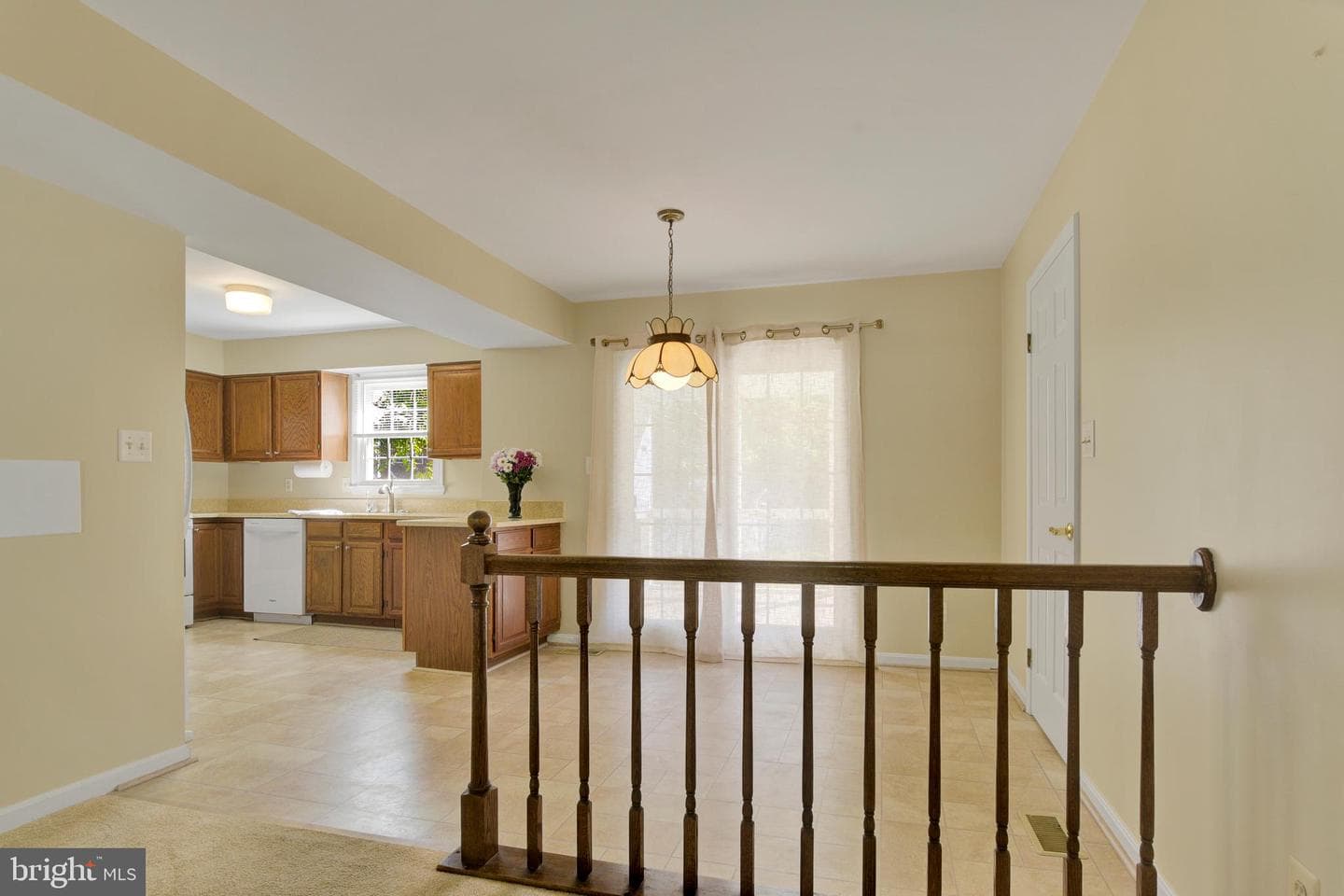 1359 Crofton Drive photo 13