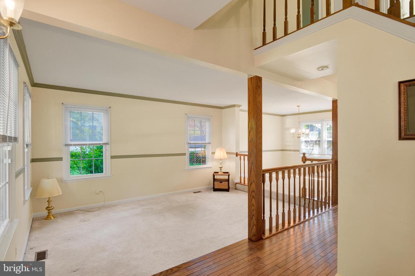 1359 Crofton Drive photo 6