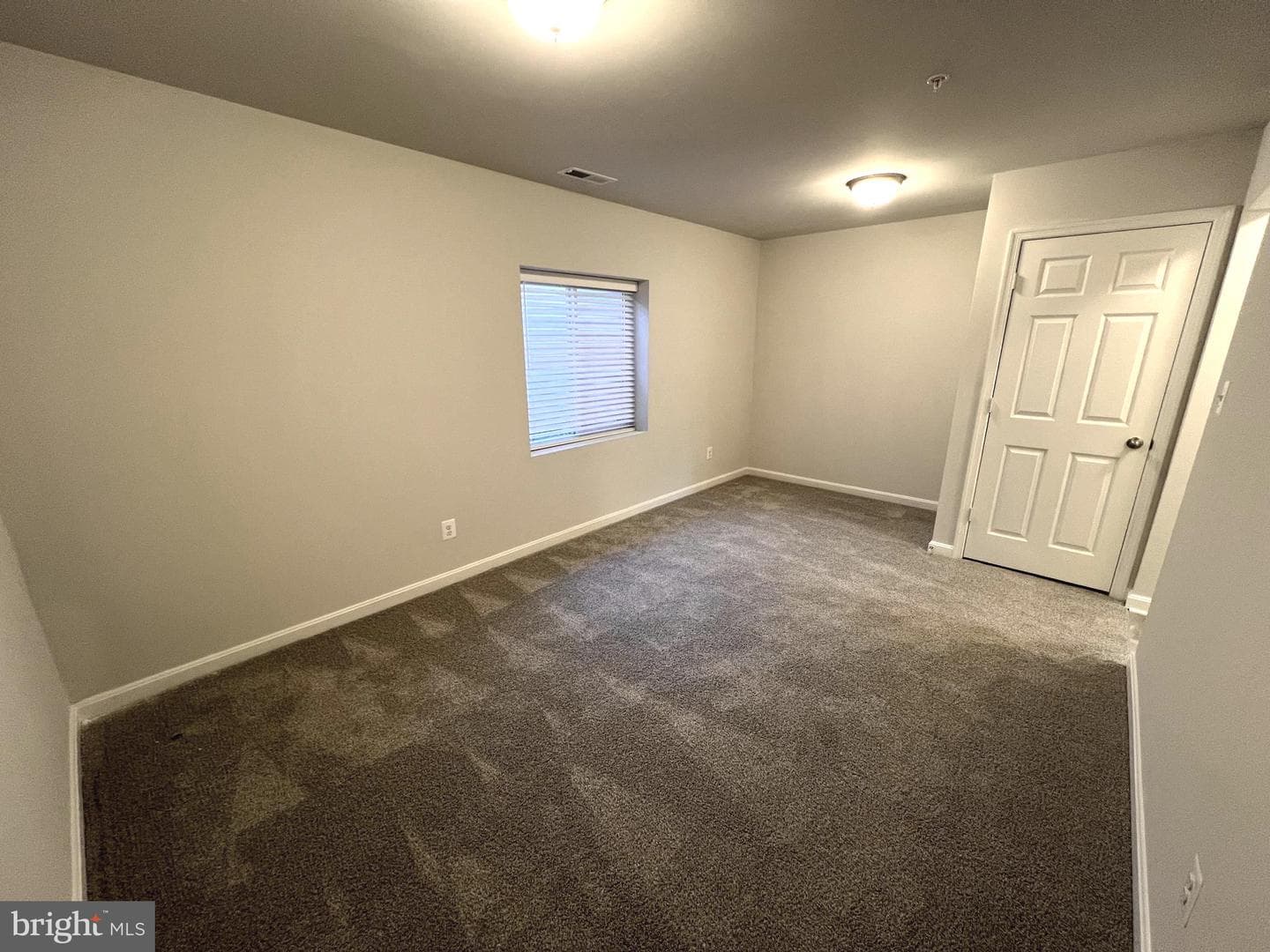 1069 Frizzen Court photo 35