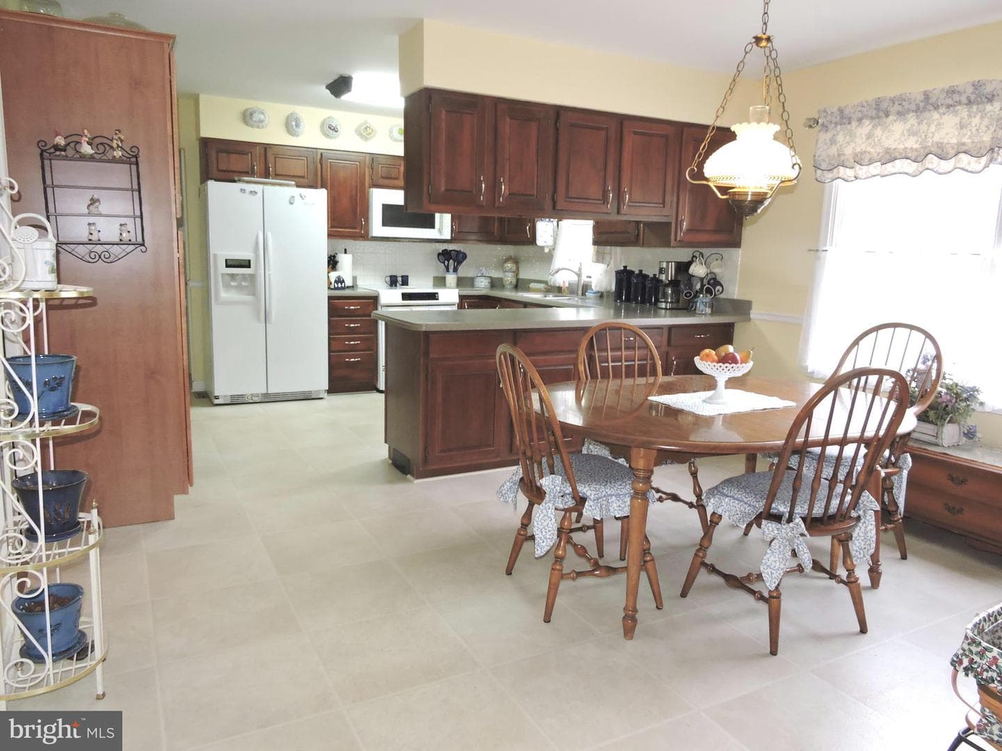 2758 Greene Lane photo 7