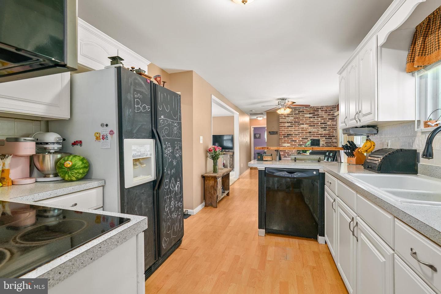 720 Chestnut Hill Road photo 13