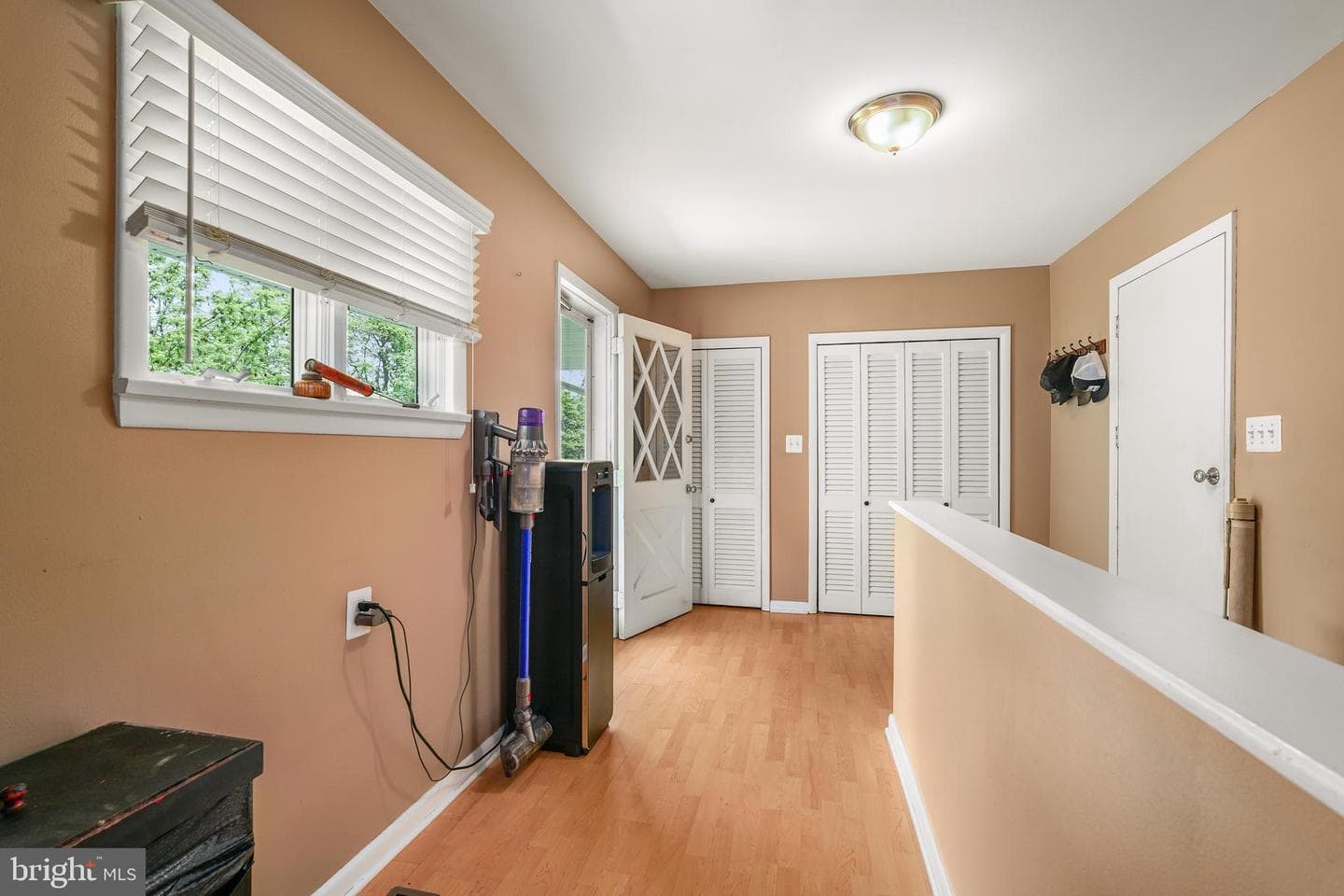 720 Chestnut Hill Road photo 14