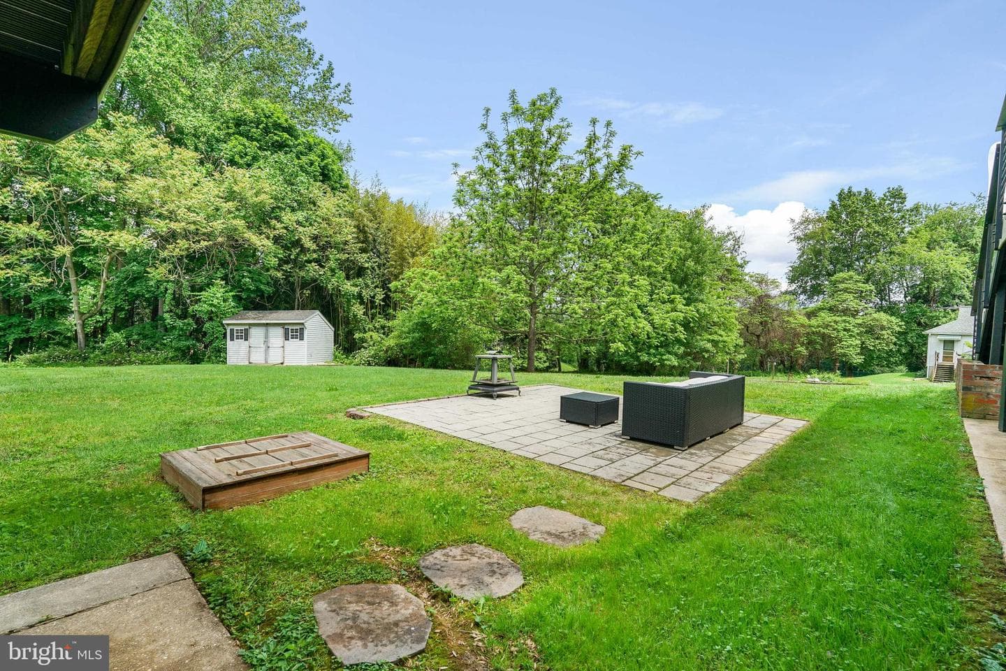 720 Chestnut Hill Road photo 34