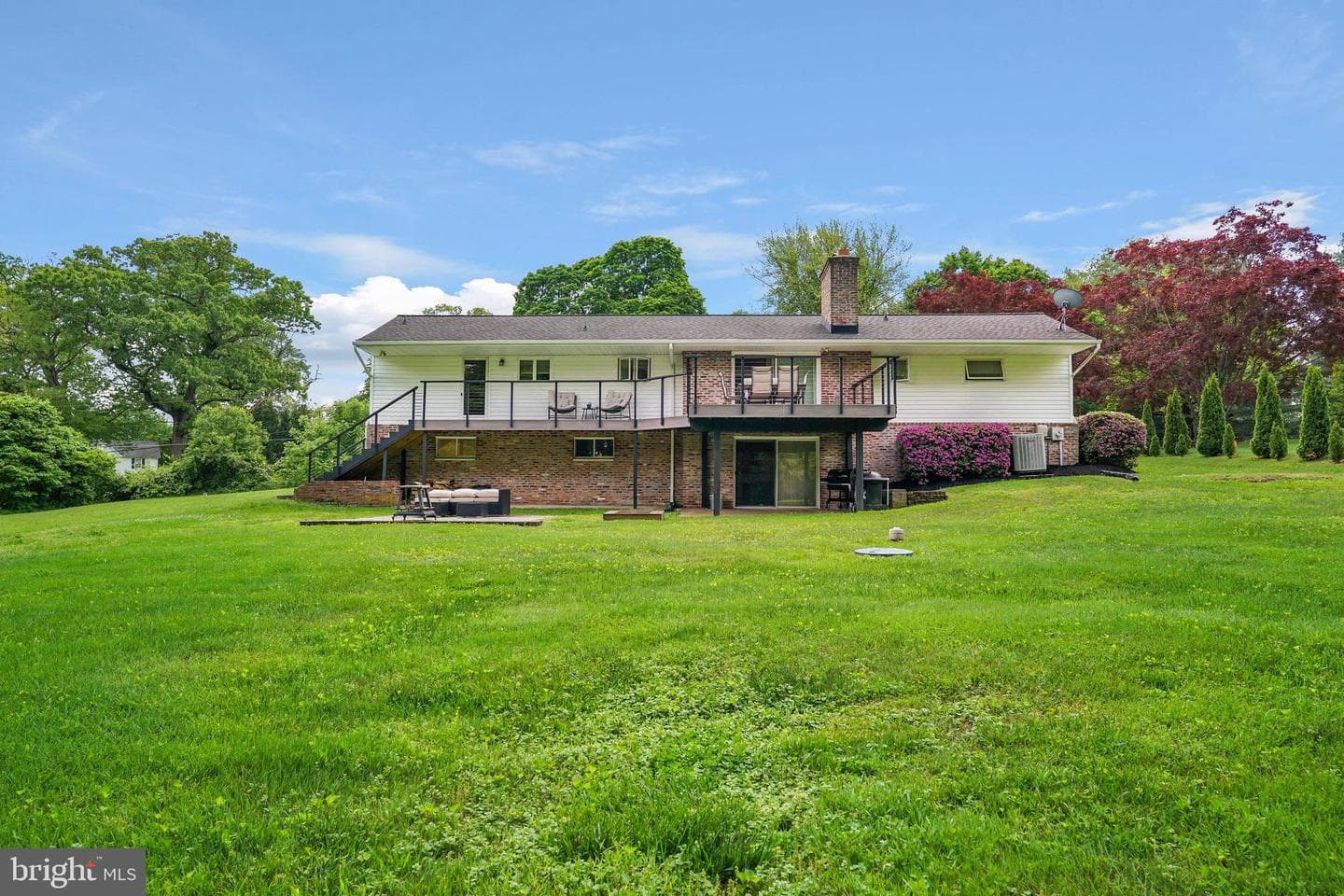 720 Chestnut Hill Road photo 35