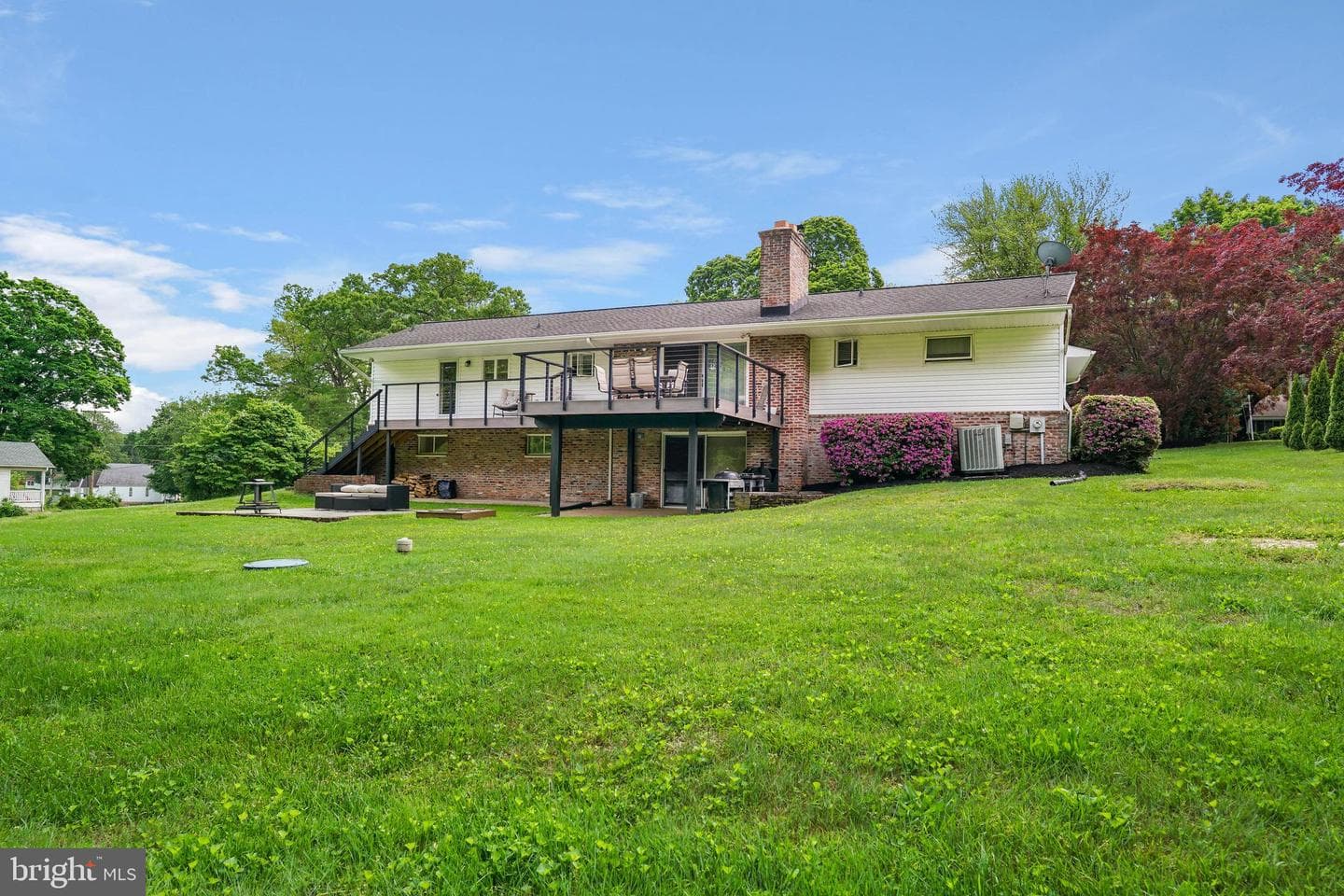 720 Chestnut Hill Road photo 36
