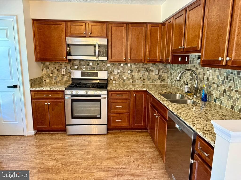 1097 Jeanett Way photo 11