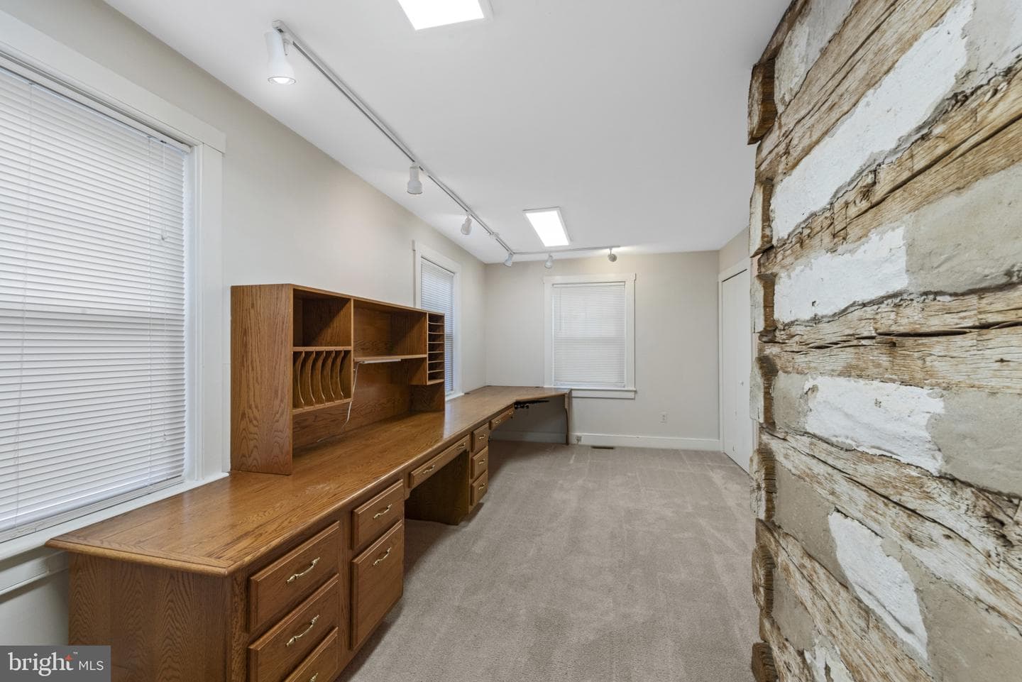 4302 St Clair Bridge photo 21