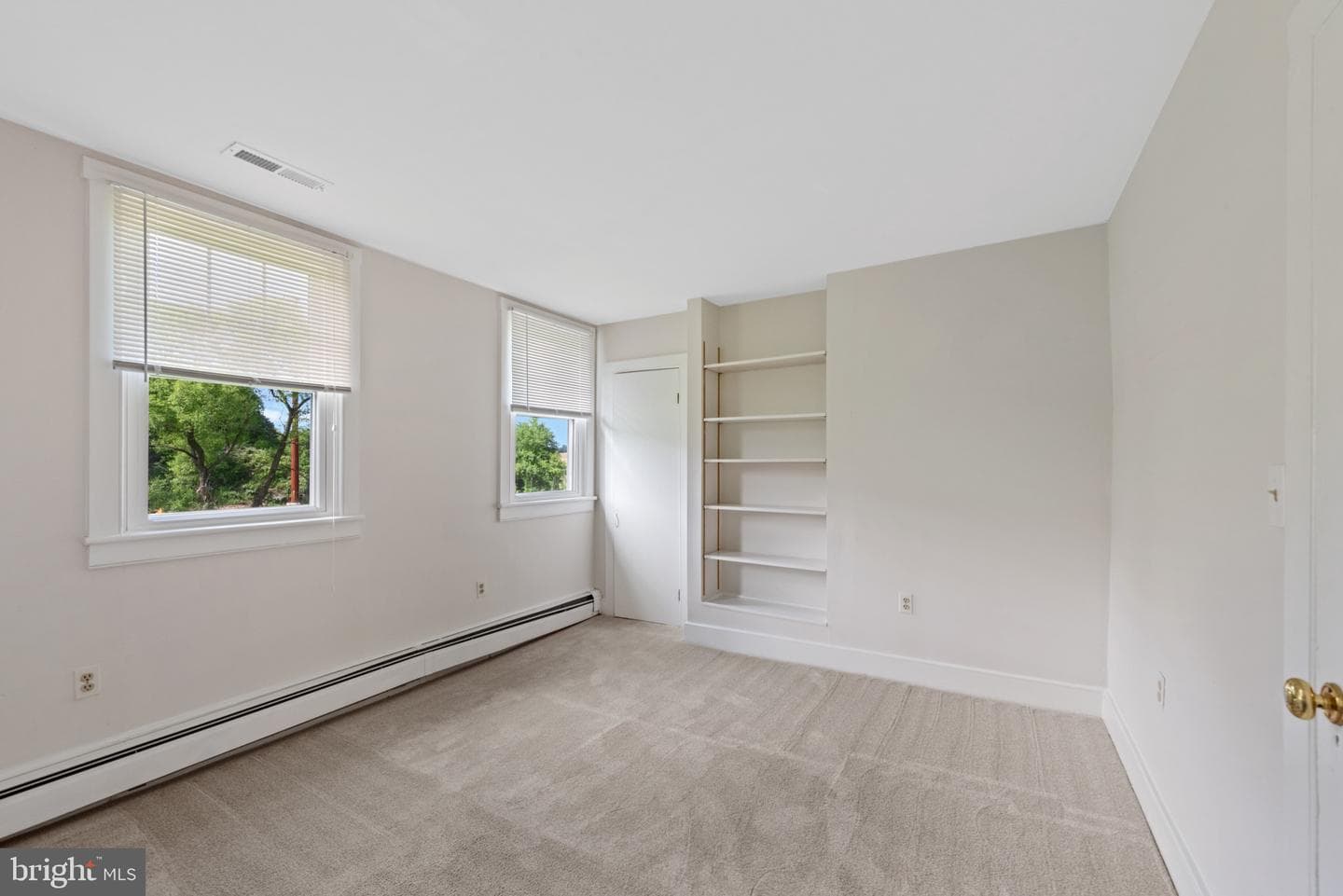 4302 St Clair Bridge photo 31