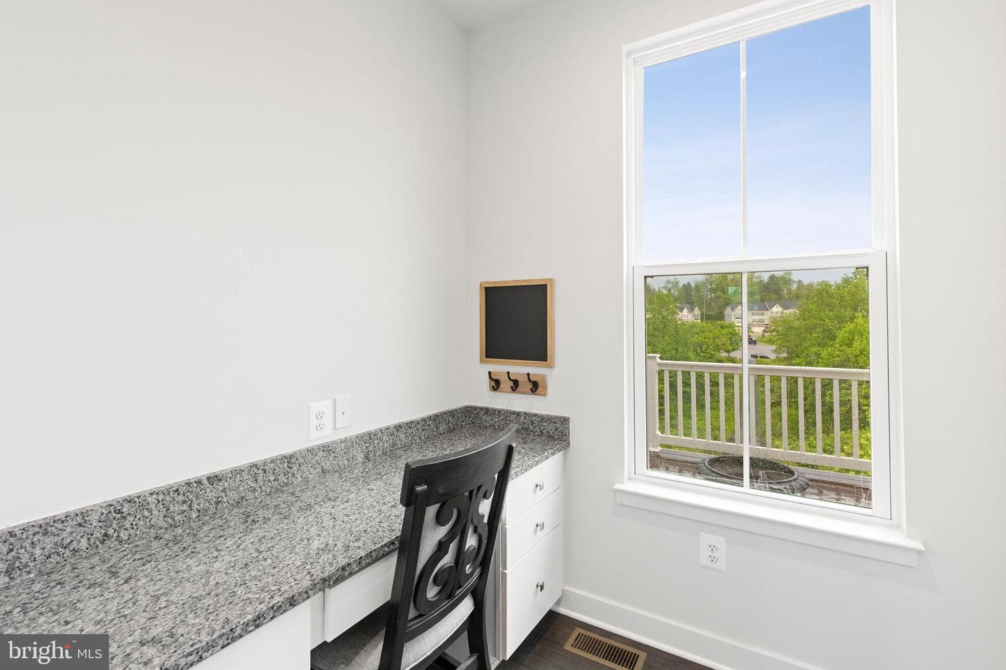 726 Iron Gate Road photo 11