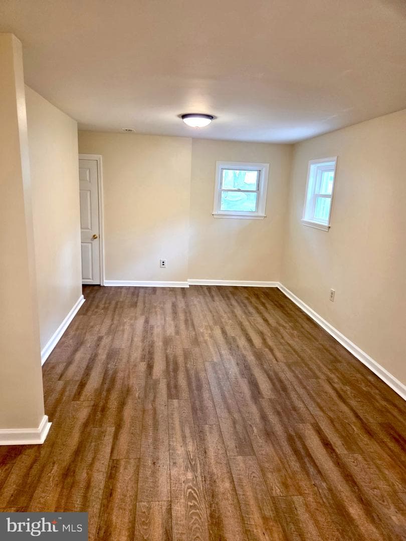 2404 Woodlea Drive photo 11