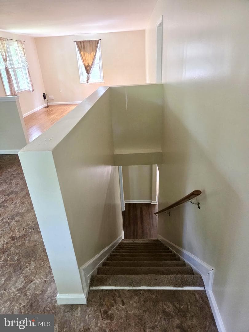 2404 Woodlea Drive photo 12