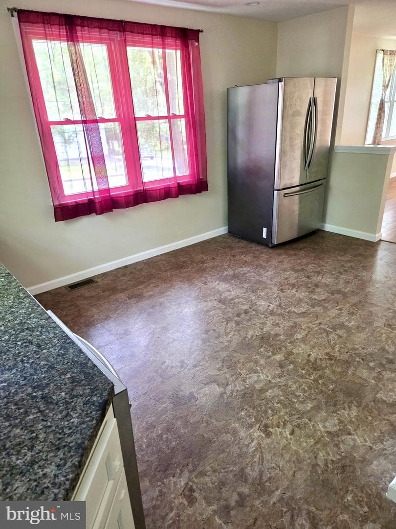 2404 Woodlea Drive photo 3