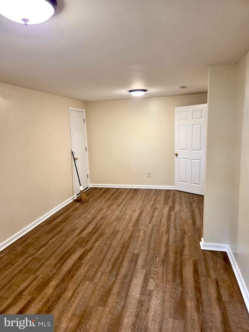 2404 Woodlea Drive photo 9