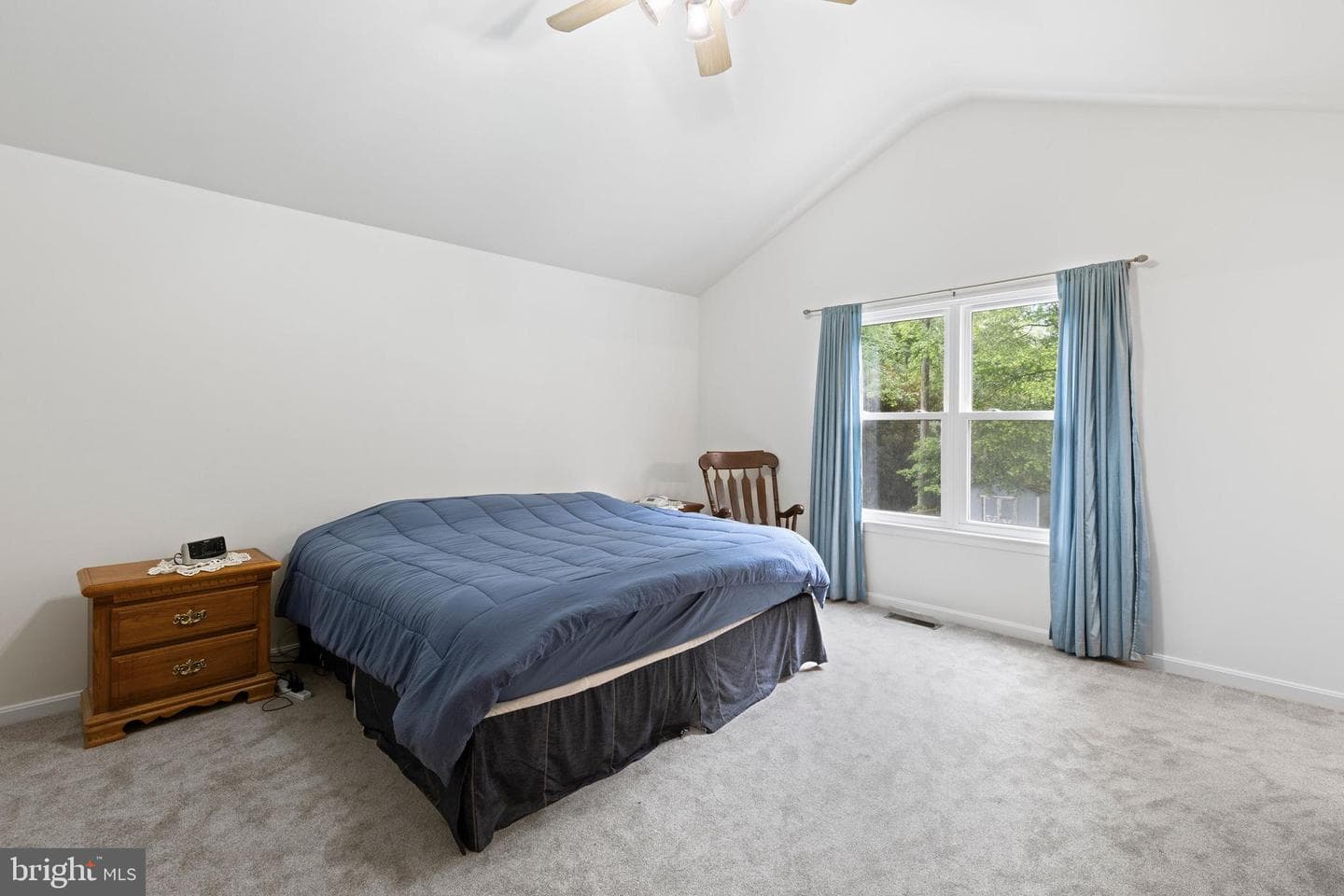 8 Holly Avenue photo 13