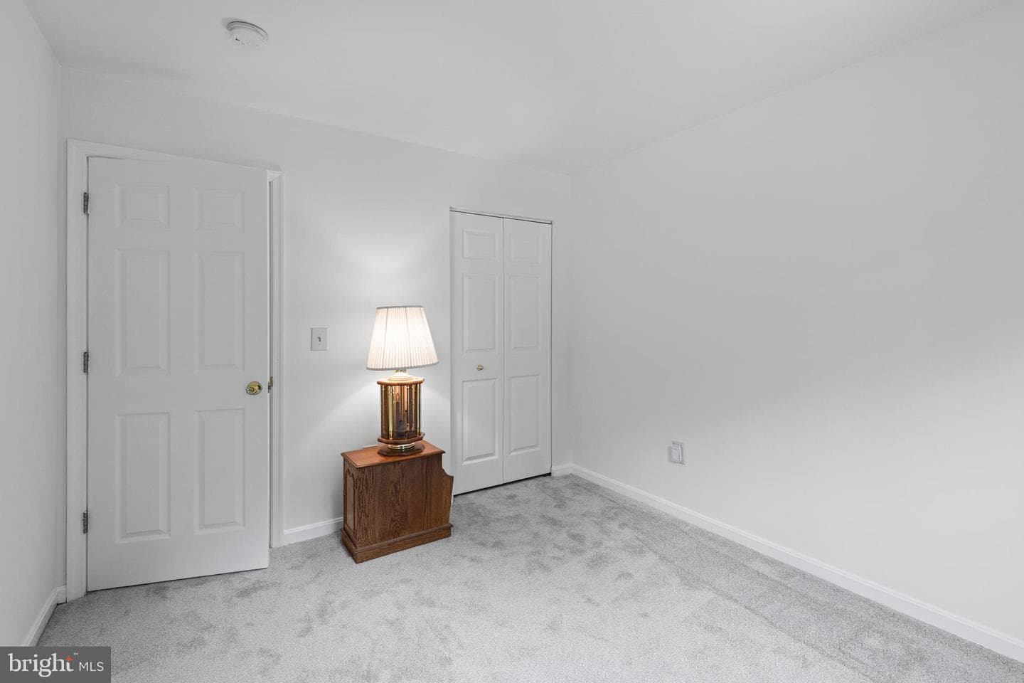 8 Holly Avenue photo 21