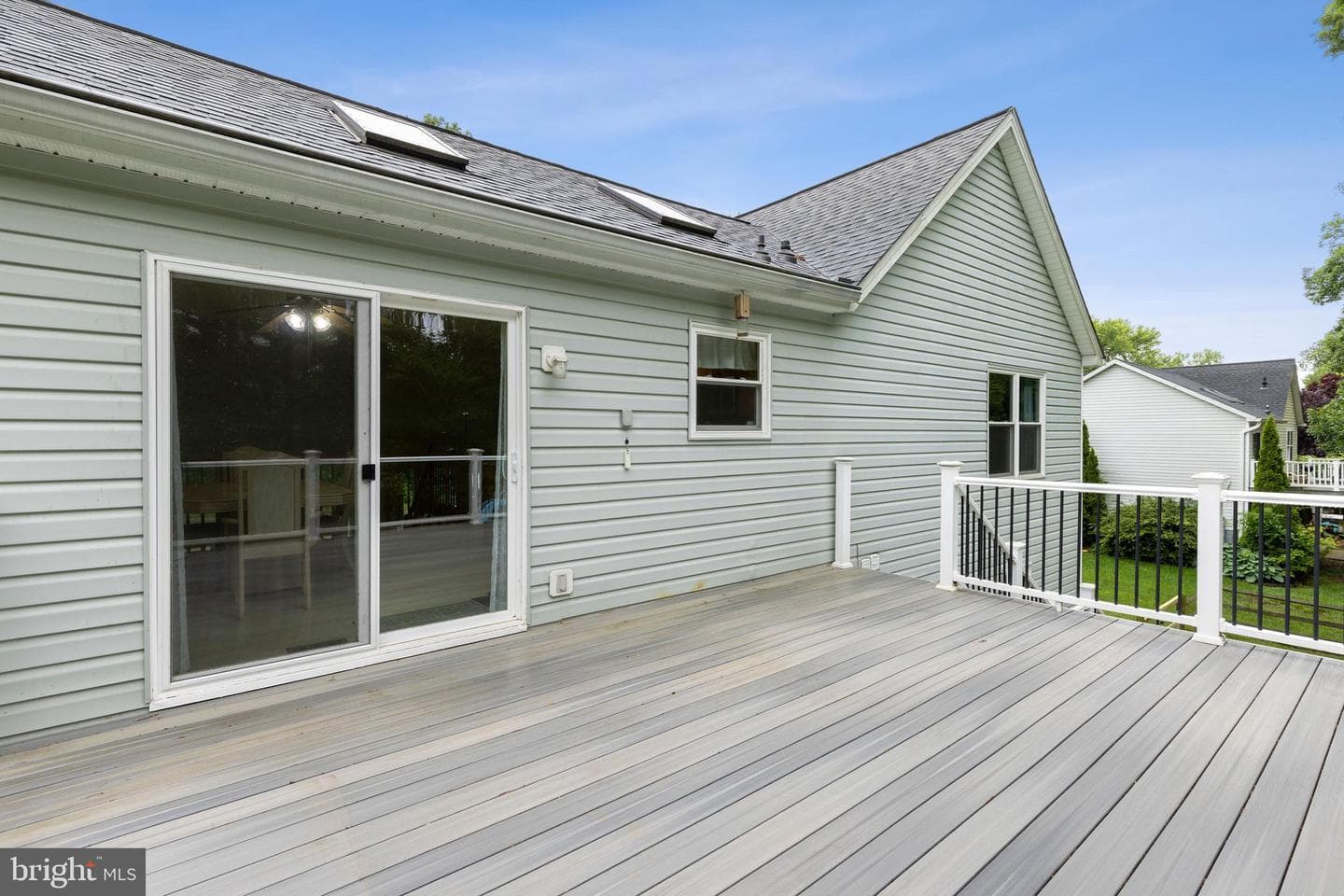 8 Holly Avenue photo 29