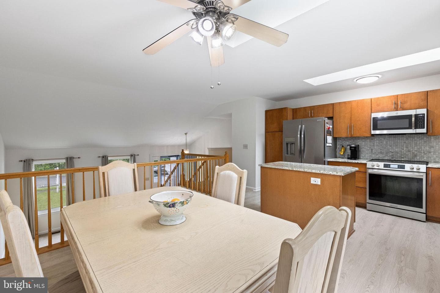 8 Holly Avenue photo 7