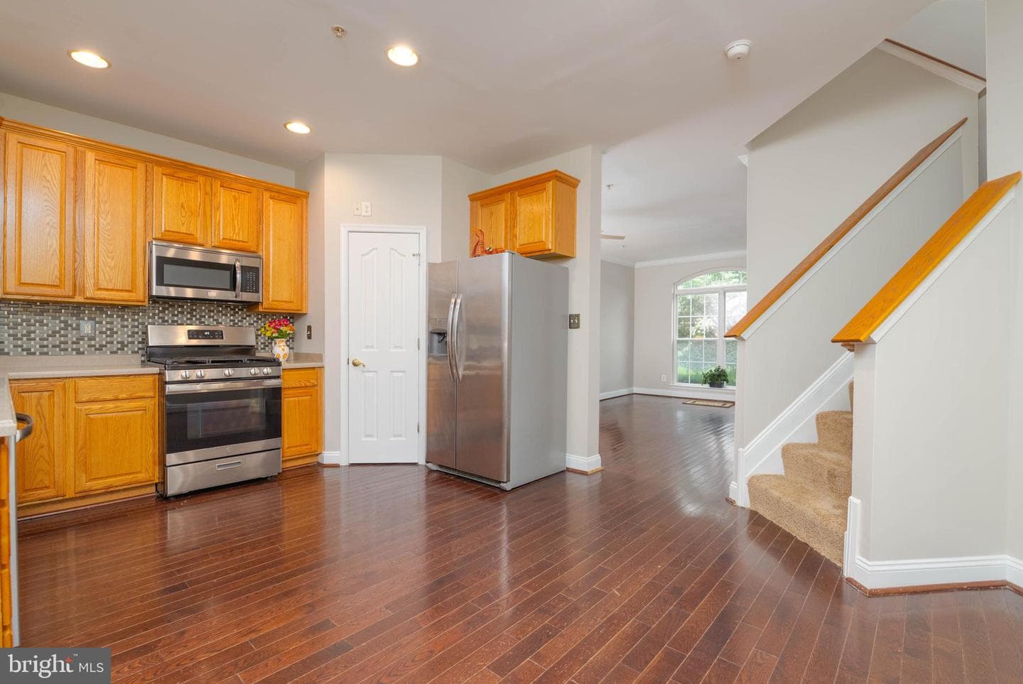613 Berwick Court photo 9